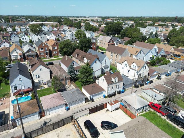 5225 S CAMPBELL Avenue, Chicago, IL 60632