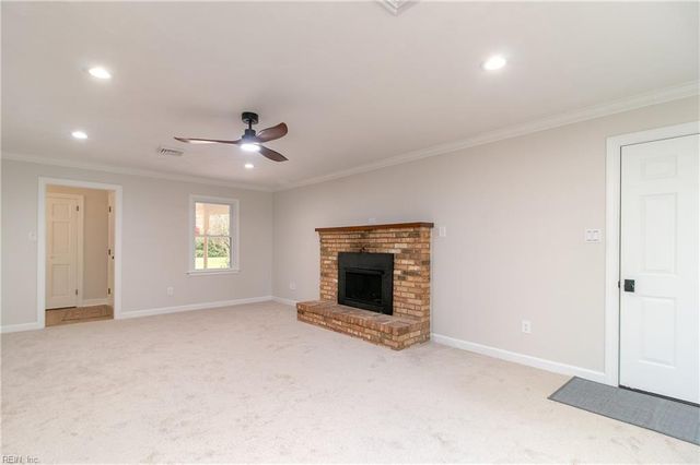 1425 Lotus DR, Virginia Beach, VA 23456