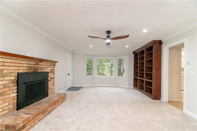 1425 Lotus DR, Virginia Beach, VA 23456