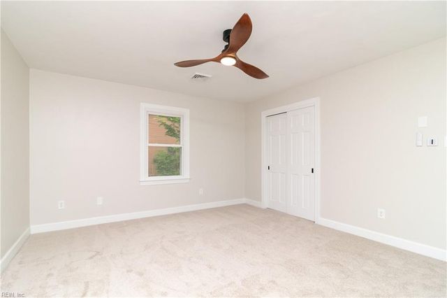 1425 Lotus DR, Virginia Beach, VA 23456