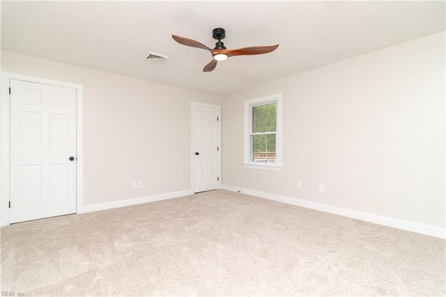 1425 Lotus DR, Virginia Beach, VA 23456