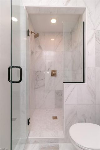 1425 Lotus DR, Virginia Beach, VA 23456