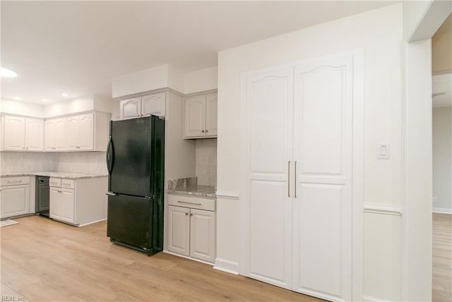 1425 Lotus DR, Virginia Beach, VA 23456