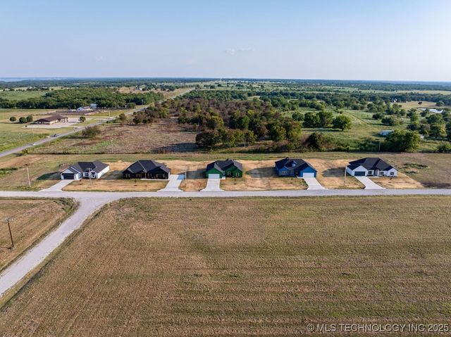 13203 Whimsical Lane, Kingston, OK 73439