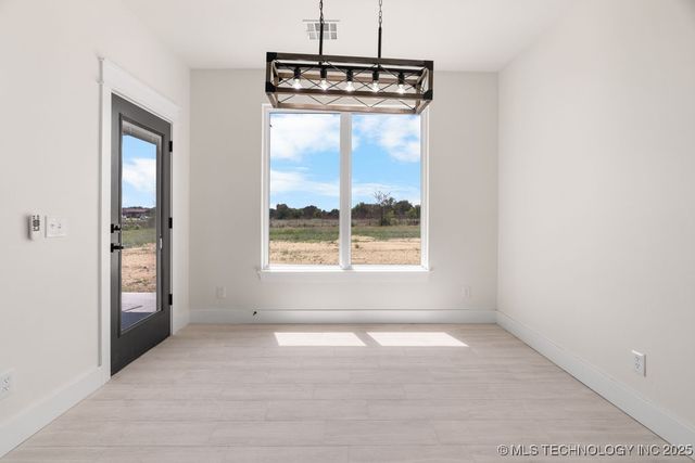 13203 Whimsical Lane, Kingston, OK 73439