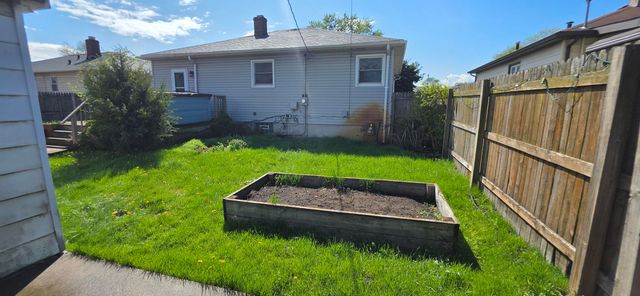 7529 Maryland Avenue, Hammond, IN 46323