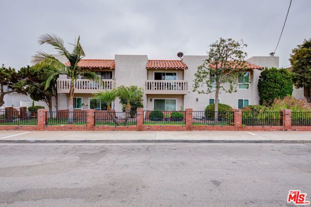 2020 Graham Avenue 203, Redondo Beach, CA 90278