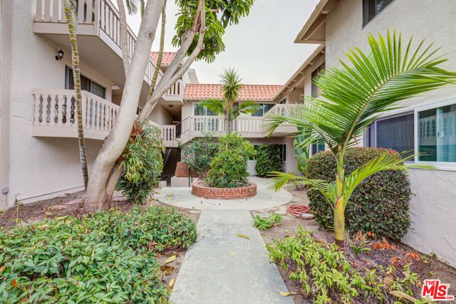 2020 Graham Avenue 203, Redondo Beach, CA 90278