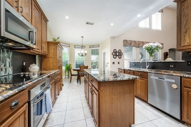 3401 Attaway Circle, Corinth, TX 76208