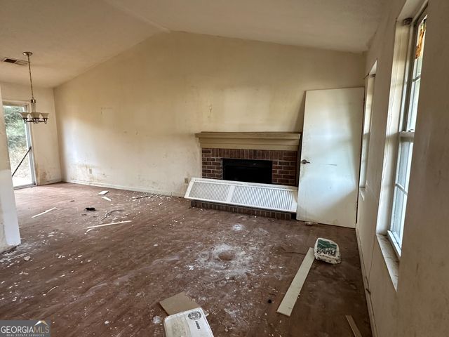 4561 Garden Hills Drive, Stone Mountain, GA 30083