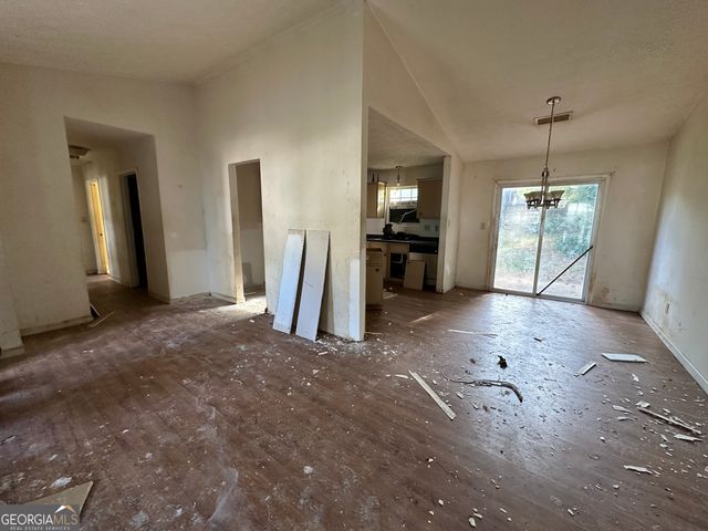 4561 Garden Hills Drive, Stone Mountain, GA 30083