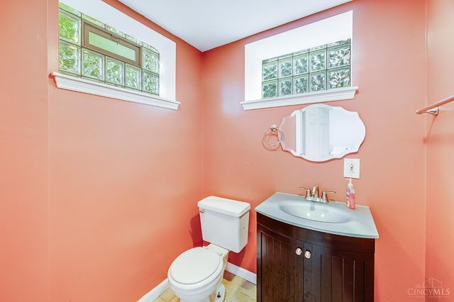 437 Samoht Ridge Road, Delhi Twp, OH 45238