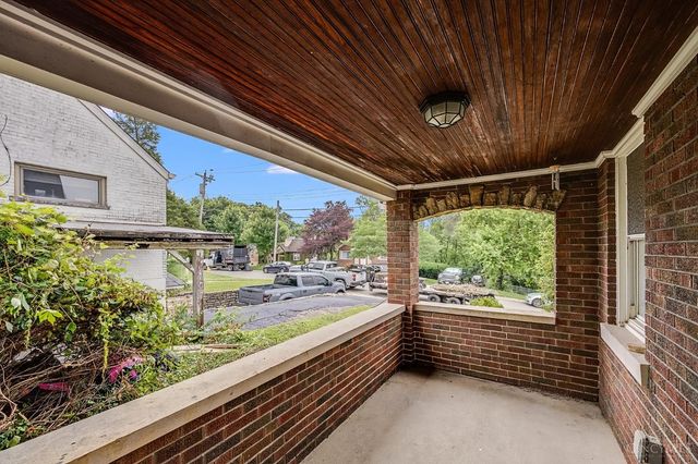 437 Samoht Ridge Road, Delhi Twp, OH 45238
