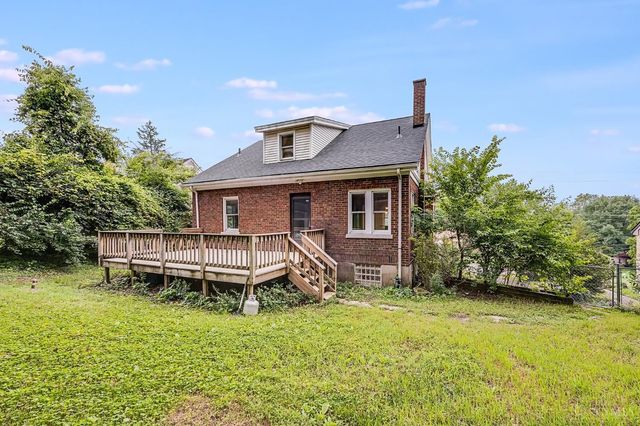 437 Samoht Ridge Road, Delhi Twp, OH 45238