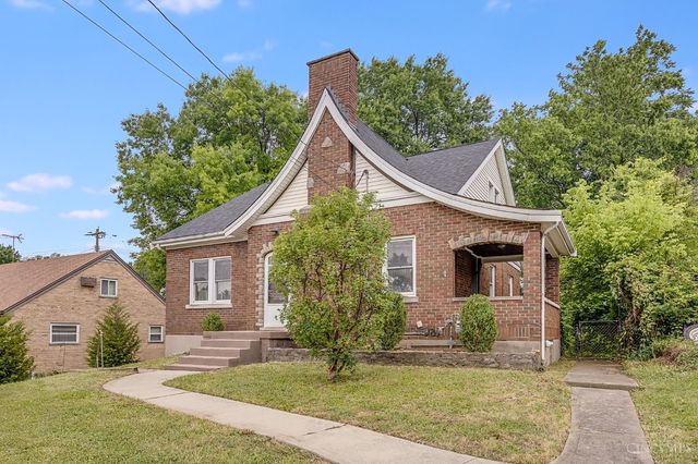 437 Samoht Ridge Road, Delhi Twp, OH 45238