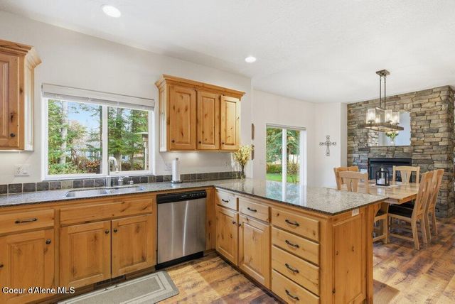 12377 N Bradbury DR, Hayden, ID 83835