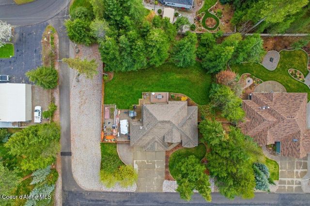 12377 N Bradbury DR, Hayden, ID 83835