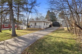 N3197 Beach ROAD, Lake Geneva, WI 53147