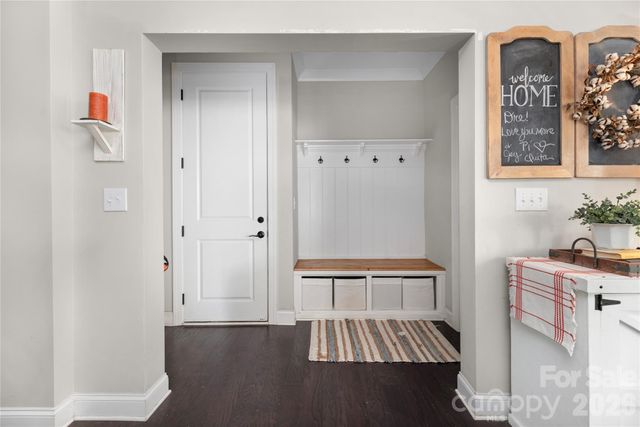 123 Country Lake Drive, Mooresville, NC 28115