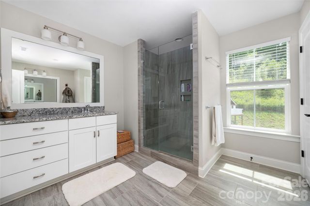 123 Country Lake Drive, Mooresville, NC 28115