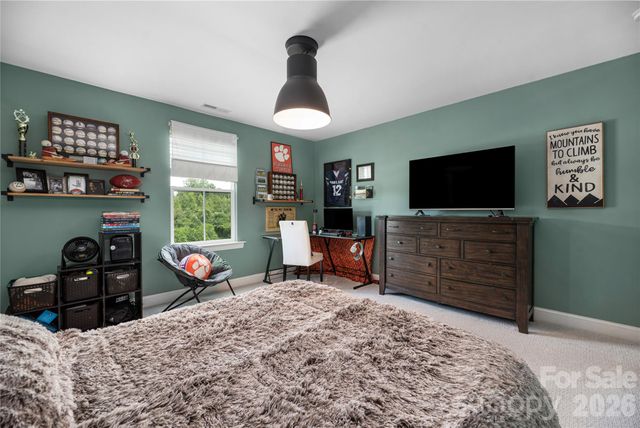 123 Country Lake Drive, Mooresville, NC 28115