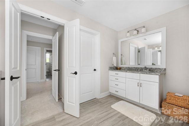 123 Country Lake Drive, Mooresville, NC 28115