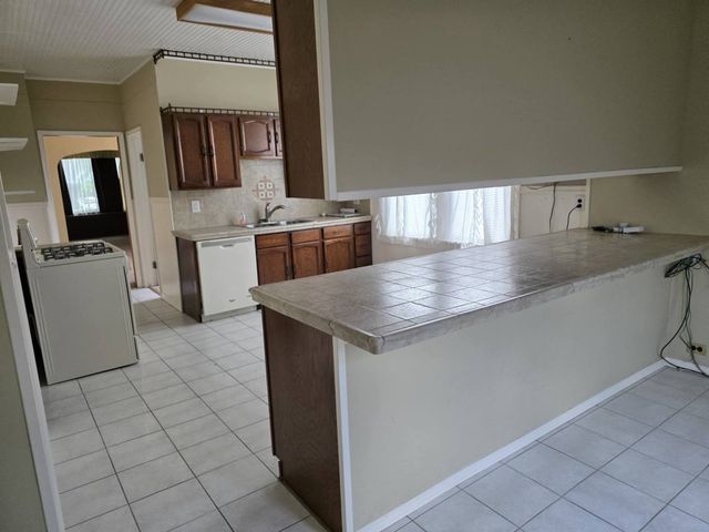 5340 W 30th Street, Cicero, IL 60804