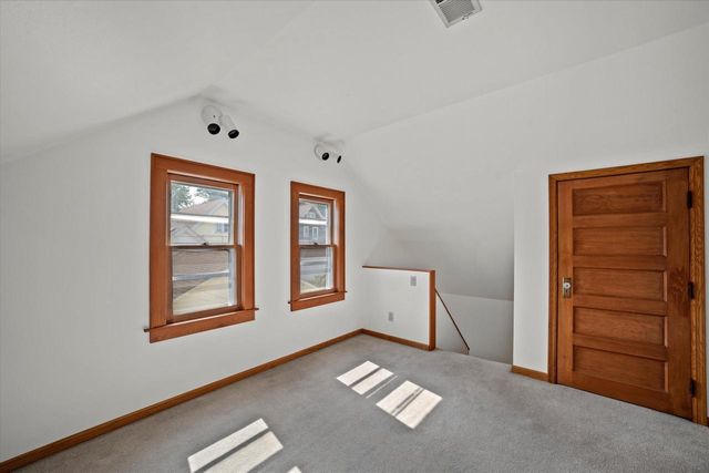 2462 N 70th STREET, Wauwatosa, WI 53213