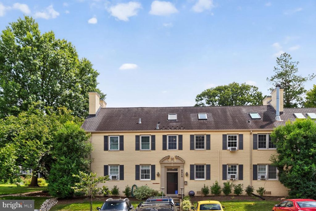 2314 COLSTON DR #C-203, Silver Spring, MD 20910