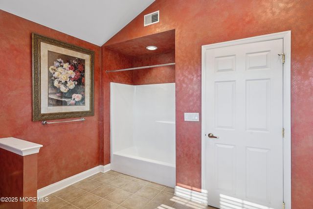 3 Spring Lake Boulevard, Waretown, NJ 08758