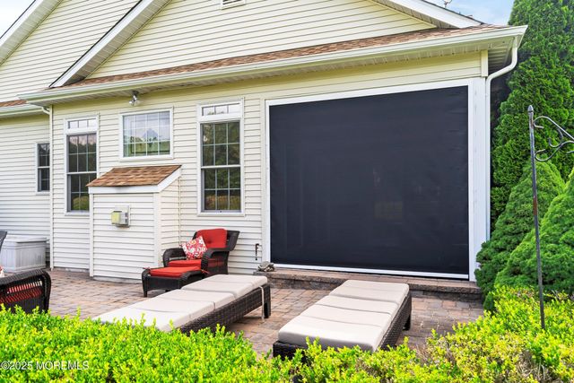 3 Spring Lake Boulevard, Waretown, NJ 08758