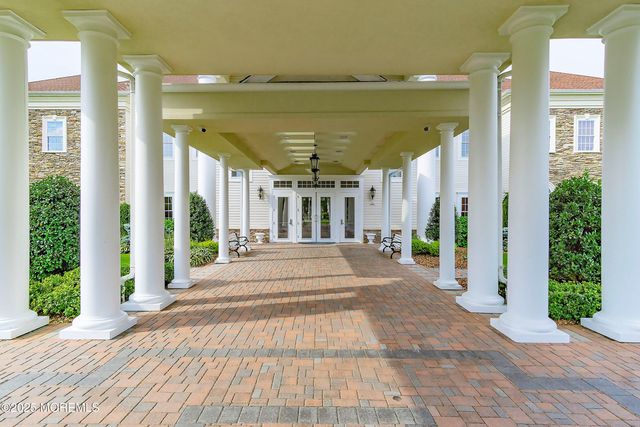 3 Spring Lake Boulevard, Waretown, NJ 08758