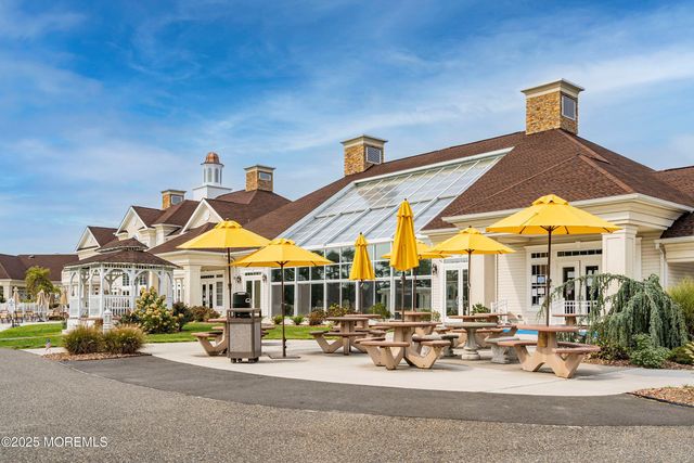 3 Spring Lake Boulevard, Waretown, NJ 08758