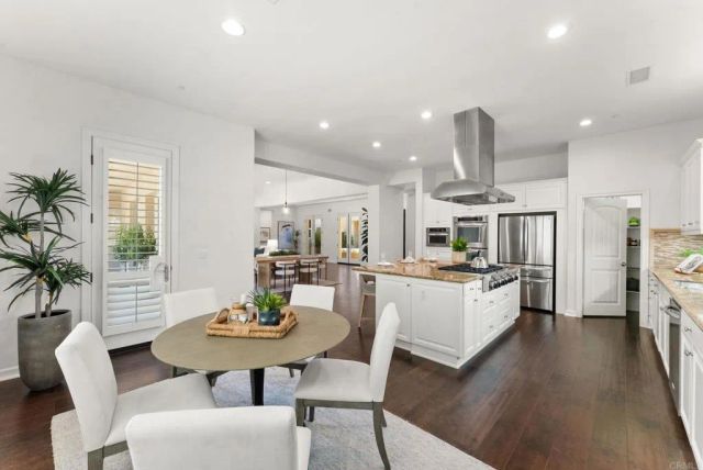 939 Bluejack Rd, Encinitas, CA 92024