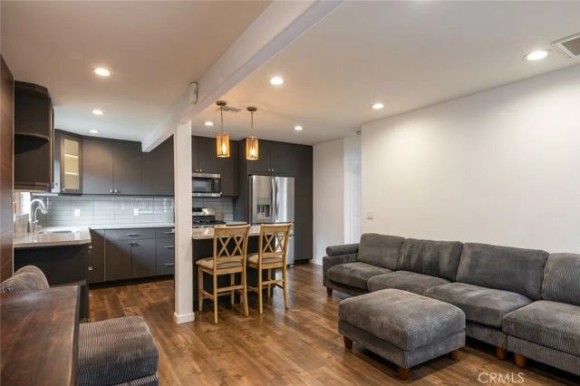 3139 Stevens, La Crescenta, CA 91214