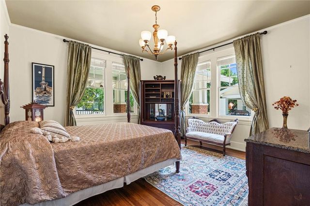 10 Bienville Avenue, Mobile, AL 36606