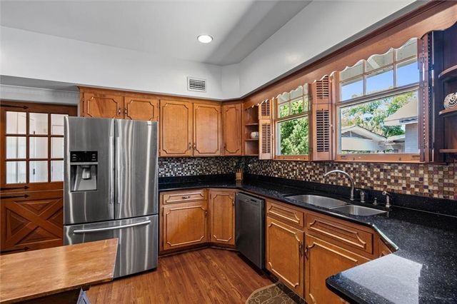 10 Bienville Avenue, Mobile, AL 36606