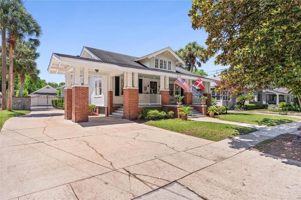 10 Bienville Avenue, Mobile, AL 36606