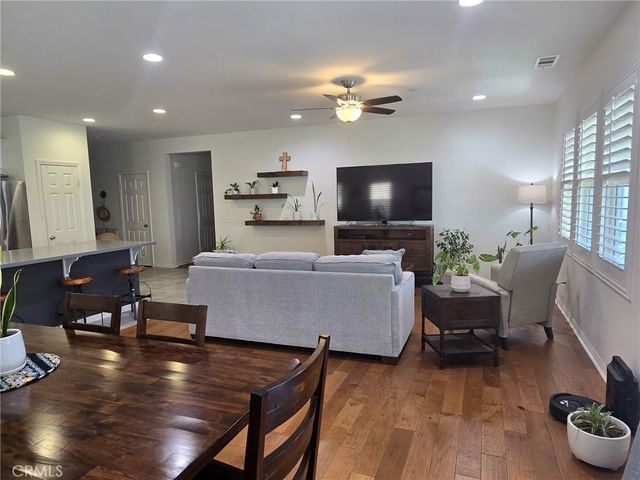 34721 Leather Court, Murrieta, CA 92563