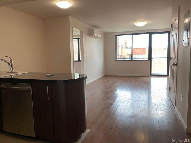 13646 41st Avenue 3A, Flushing, NY 11355