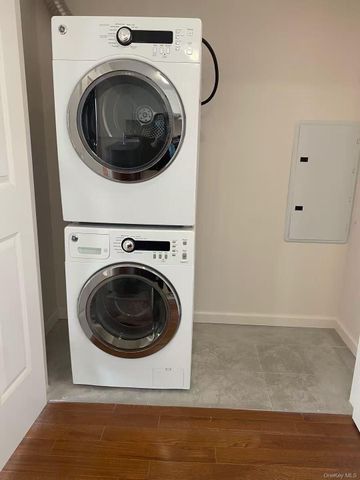 13646 41st Avenue 3A, Flushing, NY 11355