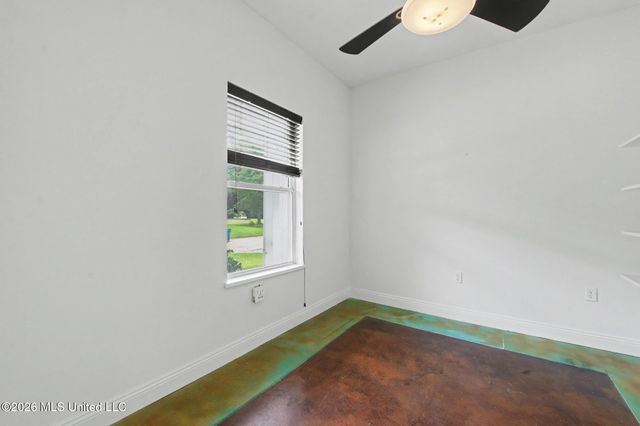 246 Pine Driveway, Bay Saint Louis, MS 39520