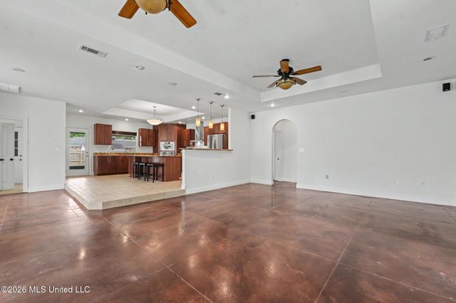246 Pine Driveway, Bay Saint Louis, MS 39520