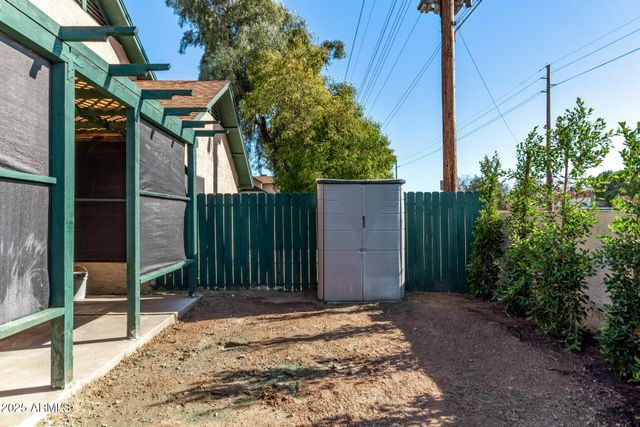 4822 W NORTHERN Avenue, Glendale, AZ 85301