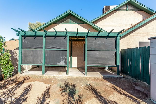 4822 W NORTHERN Avenue, Glendale, AZ 85301