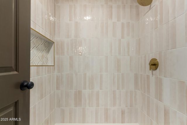 4822 W NORTHERN Avenue, Glendale, AZ 85301