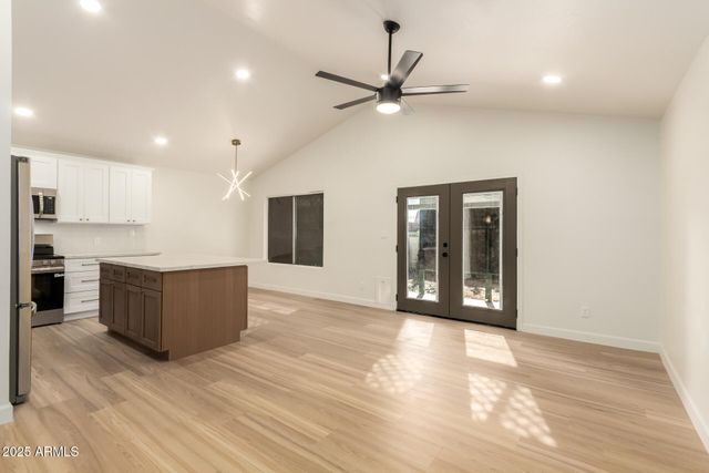 4822 W NORTHERN Avenue, Glendale, AZ 85301