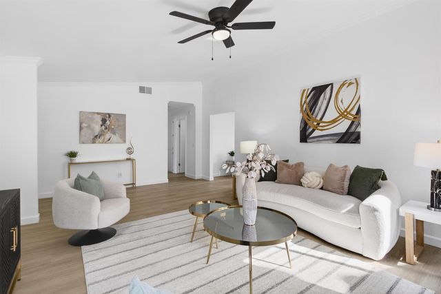 55 Del Vista Cir, Sacramento, CA 95823