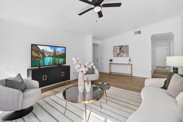 55 Del Vista Cir, Sacramento, CA 95823