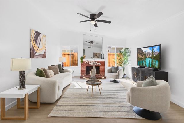 55 Del Vista Cir, Sacramento, CA 95823